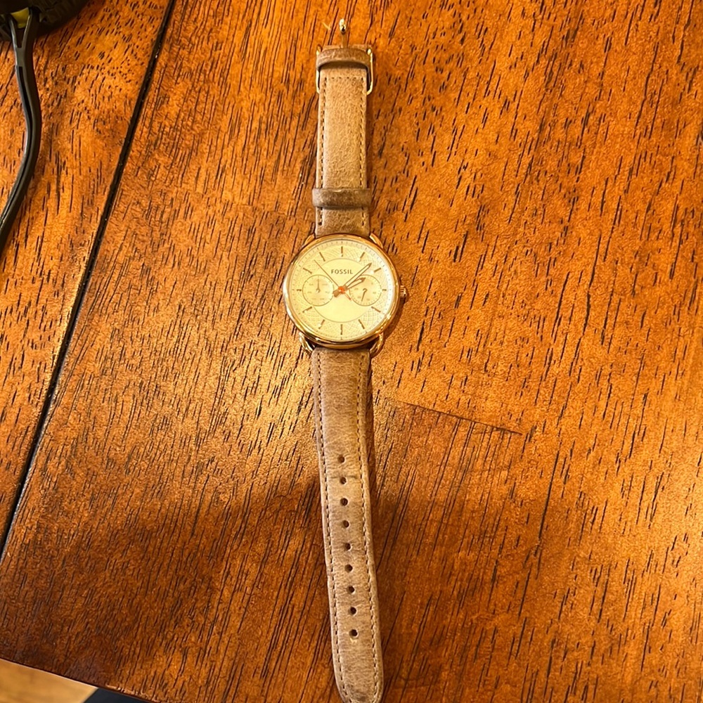 Fossil watch